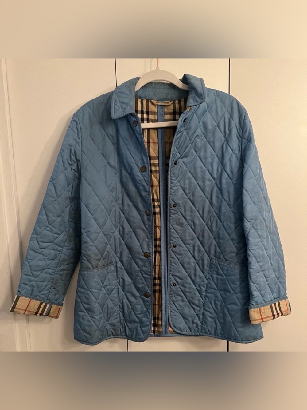 Burberry Diamond Quilted Jacket with Nova Check Cuffs Blue